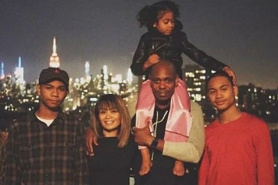 A picture of Sulayman Chappelle with his parents and siblings.